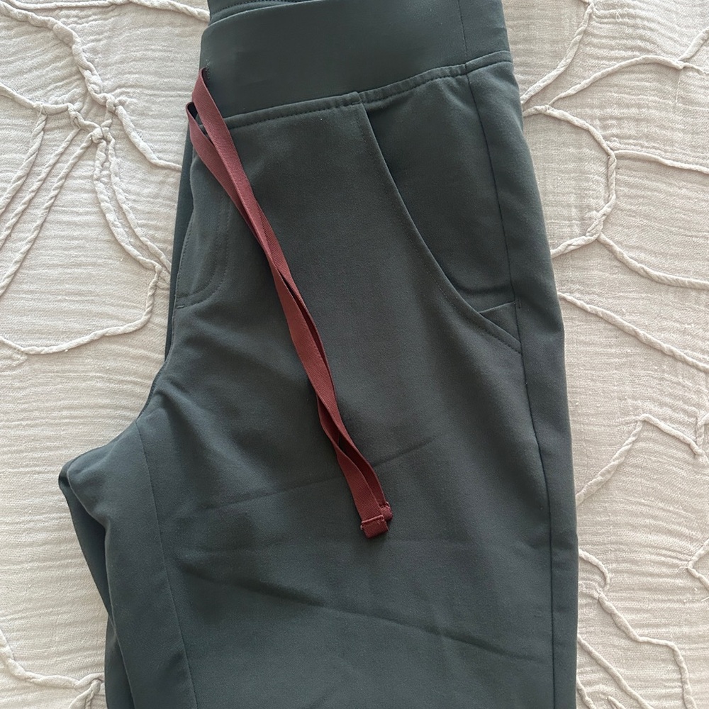 Figs Bonsai XS Petite Zamora Joggers